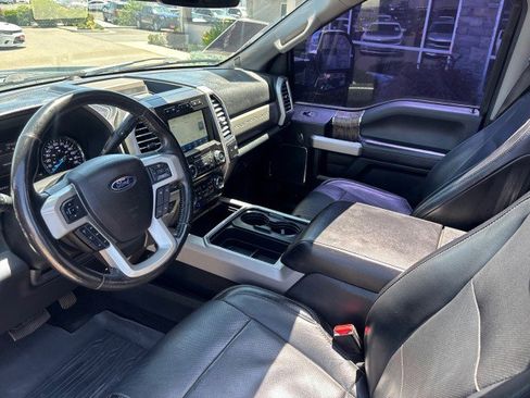 Used 2017 Ford F350 Lariat w/ Lariat Ultimate Package image 22