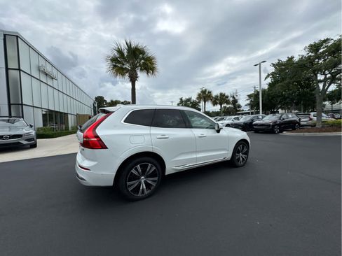 Used 2023 Volvo XC60 B5 Plus AWD/4WD image 16
