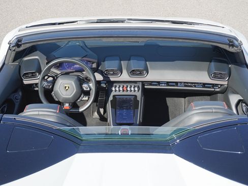 Used 2020 Lamborghini Huracan EVO AWD/4WD image 31
