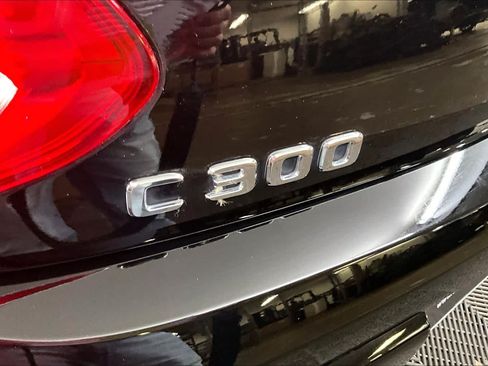 Used 2018 Mercedes-Benz C 300 4MATIC Cabriolet image 10