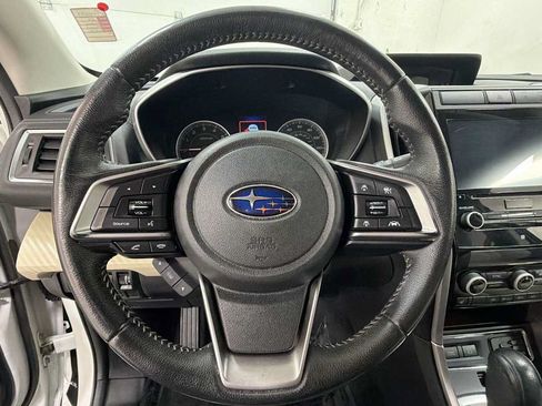 Used 2020 Subaru Ascent Premium AWD/4WD image 16