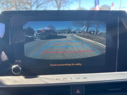 Used 2023 Toyota Prius LE image 8