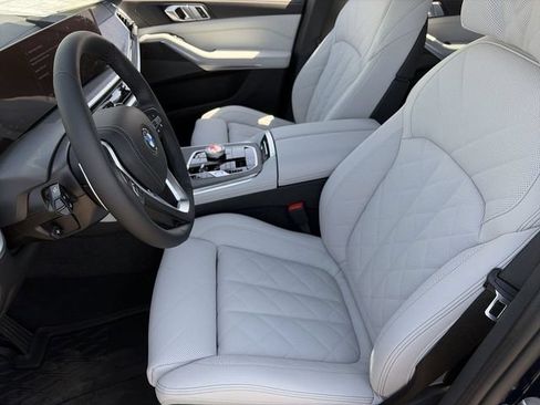 Used 2026 BMW X5 xDrive40i w/ Executive Package AWD/4WD image 18