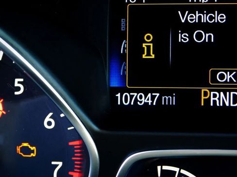Used 2018 Ford Escape SEL AWD/4WD image 24