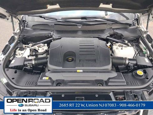 Used 2020 Land Rover Range Rover Sport HSE AWD/4WD image 31