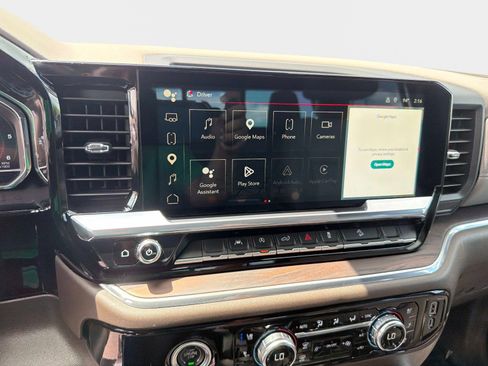 Used 2023 GMC Sierra 1500 SLT AWD/4WD image 23