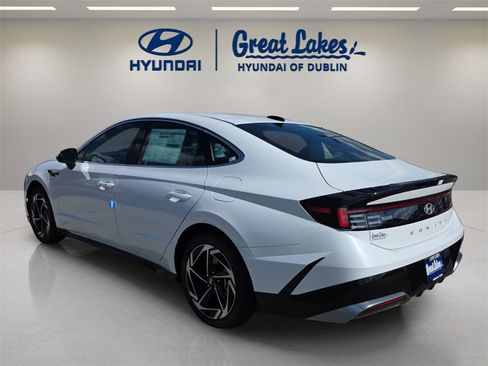 New 2026 Hyundai Sonata SEL image 3
