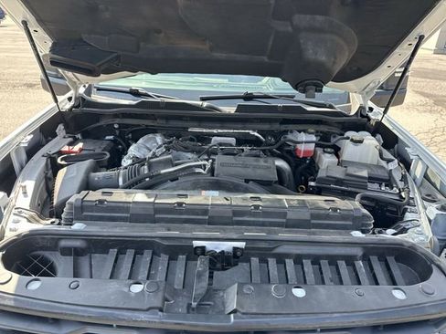 Used 2025 Chevrolet Silverado 2500 LT w/ Convenience Package image 19