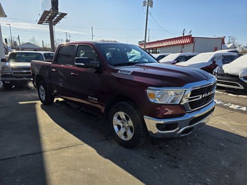Used 2021 RAM 1500 Big Horn image 3