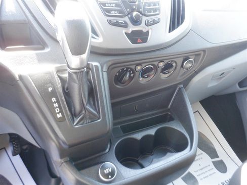 Used 2019 Ford Transit 150 XLT image 19
