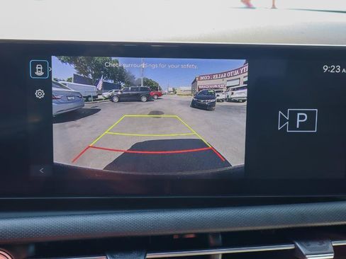 Used 2025 Hyundai Santa Cruz SEL FWD image 19