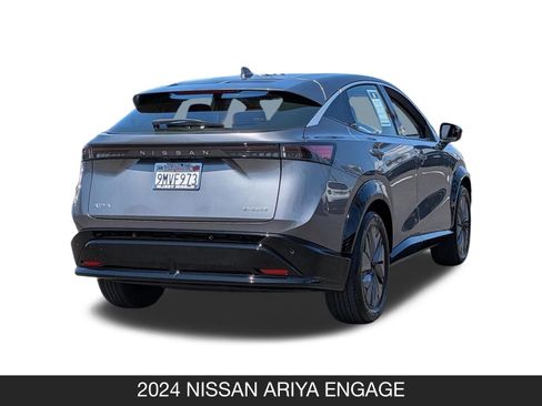 Used 2024 Nissan Ariya FWD image 8