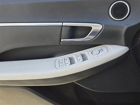 Used 2023 Hyundai Sonata SEL image 28