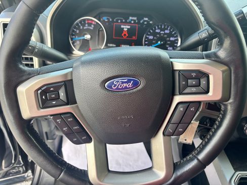 Used 2022 Ford F250 Lariat w/ Lariat Value Package image 21