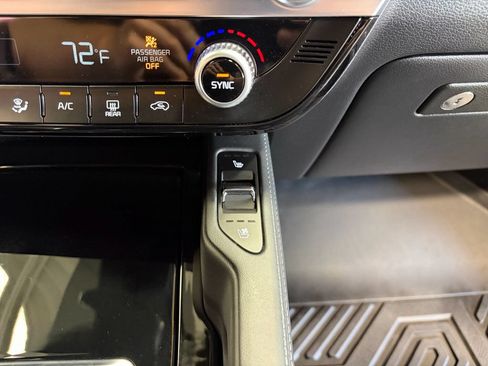Used 2025 Kia Telluride SX X-Line AWD/4WD image 28