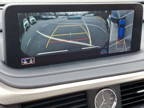 Used 2021 Lexus RX 350 AWD w/ Luxury Package image 19