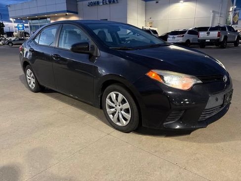 Used 2014 Toyota Corolla LE FWD image 3