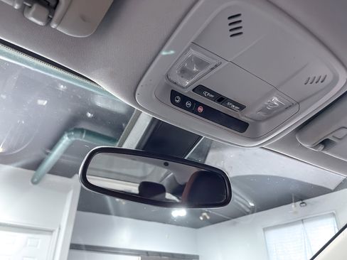 Used 2018 Chevrolet Malibu LT image 22