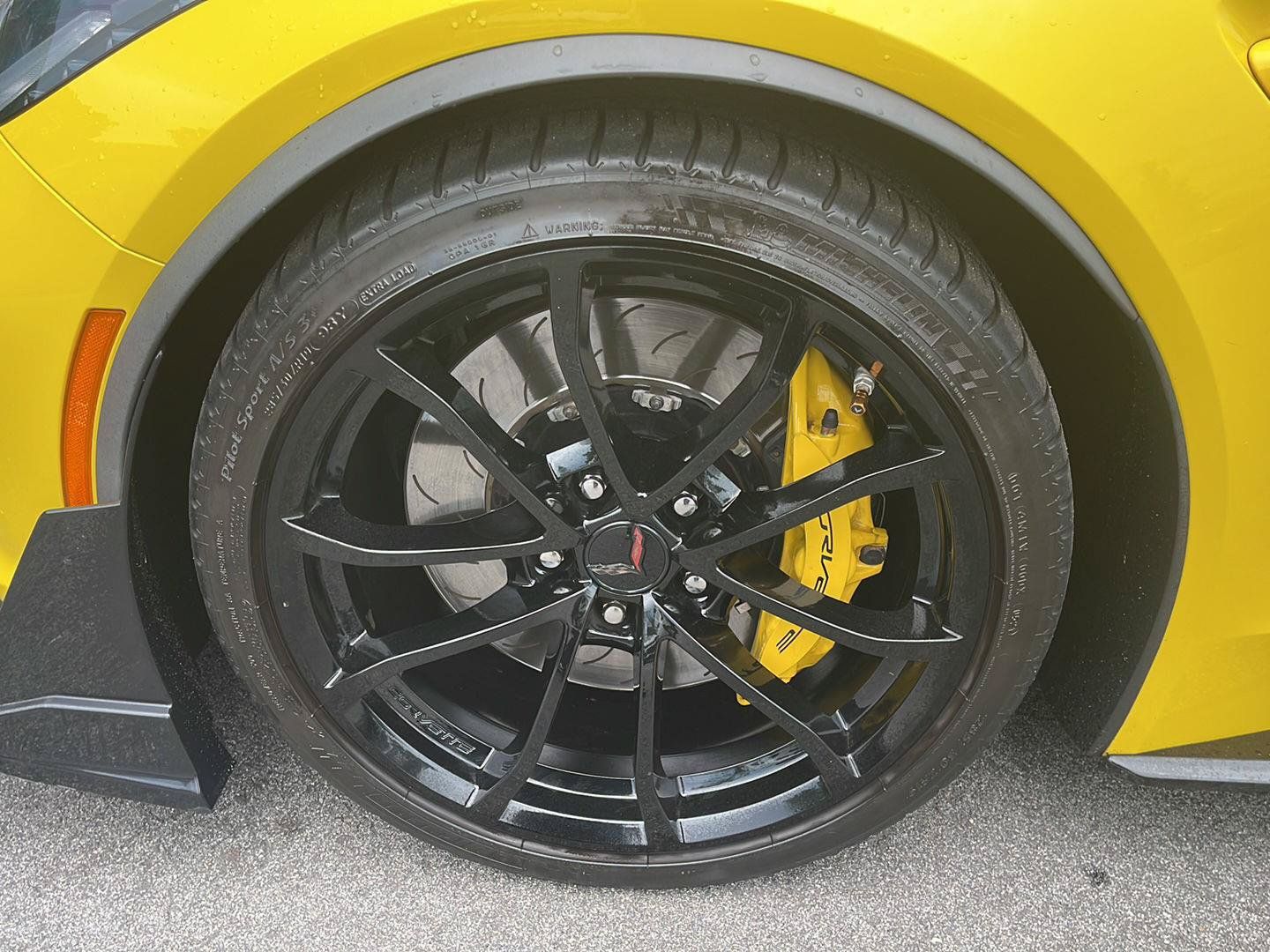 Used 2017 Chevrolet Corvette Grand Sport RWD image 15