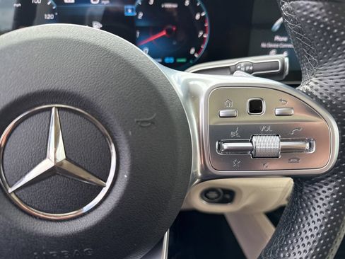 Used 2022 Mercedes-Benz GLS 450 4MATIC image 25