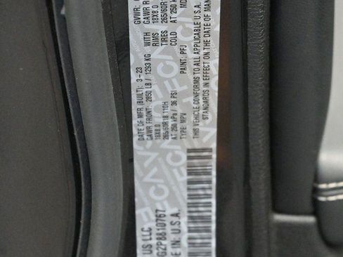 Used 2023 Jeep Grand Cherokee L Limited AWD/4WD image 44