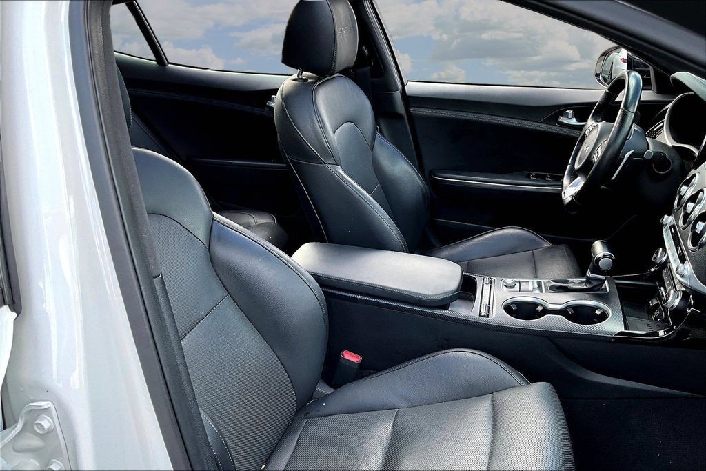 Used 2023 Kia Stinger GT-Line w/ Sun & Sound Package AWD/4WD image 29