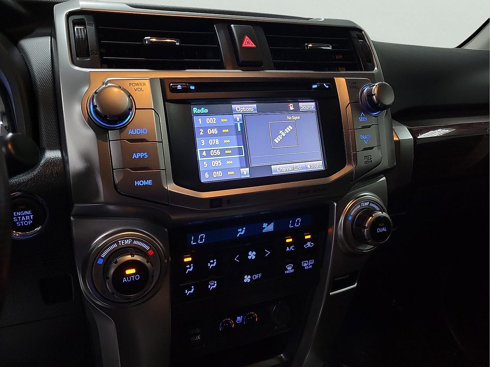 Certified 2019 Toyota 4Runner Limited AWD/4WD image 19