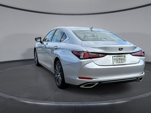 Used 2025 Lexus ES 350 w/ Premium Package FWD image 10