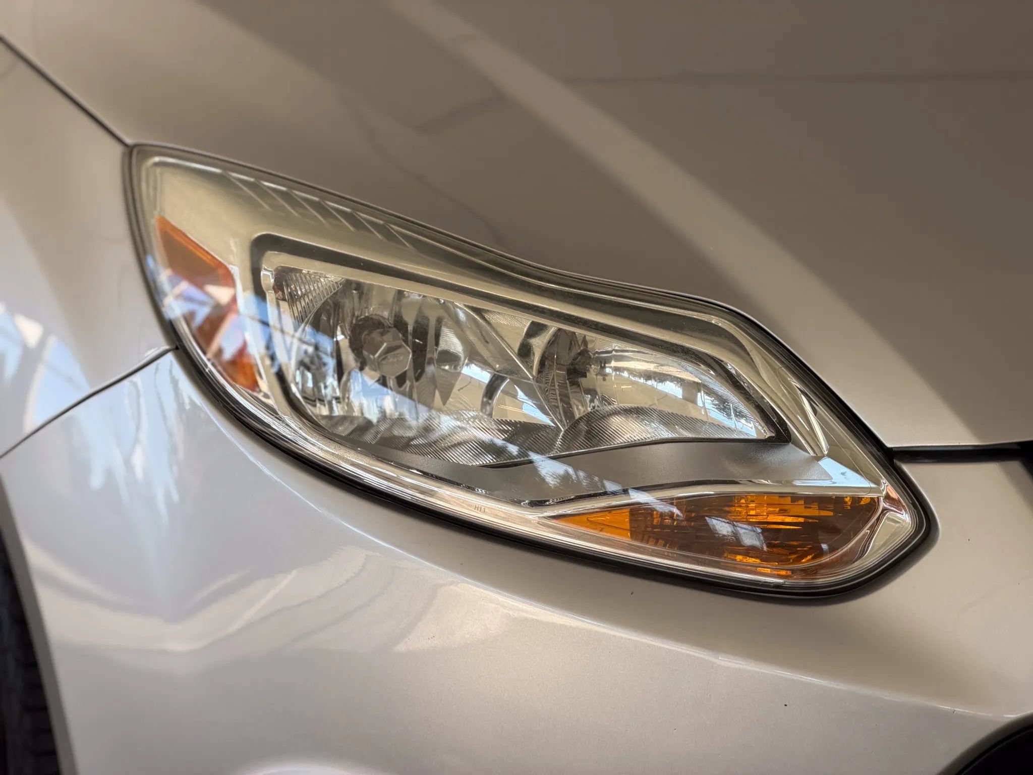 Used 2014 Ford Focus SE w/ Equipment Group 201A FWD image 10