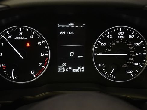 Used 2024 Subaru Crosstrek 2.0i Premium AWD/4WD image 24