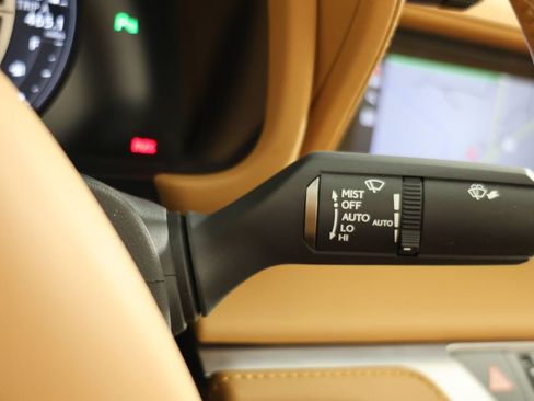 Used 2022 Lexus LC 500 Convertible w/ Touring Package RWD image 28