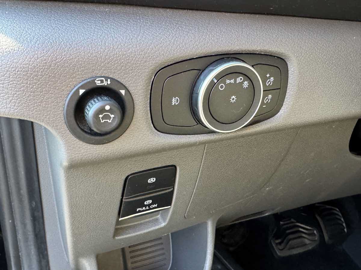 Used 2024 Ford Transit 350 XLT RWD image 30