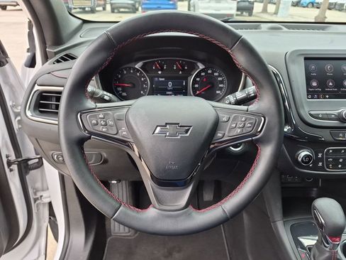 Used 2023 Chevrolet Equinox RS FWD image 11