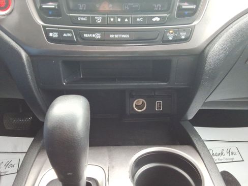 Used 2019 Honda Ridgeline Sport image 17