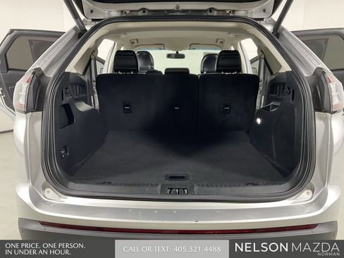 Used 2018 Ford Edge Titanium image 13