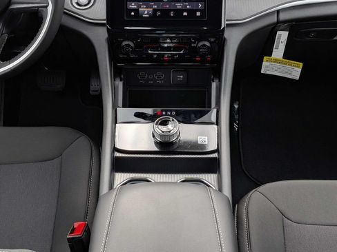 New 2026 Jeep Grand Cherokee Laredo X RWD image 20