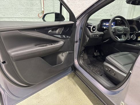 New 2026 Chevrolet Blazer EV LT image 12