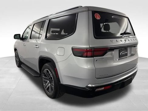 Used 2022 Jeep Wagoneer Series III image 6
