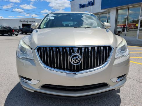 Used 2016 Buick Enclave Leather FWD image 2