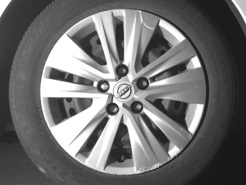 Used 2025 Nissan Sentra S image 13