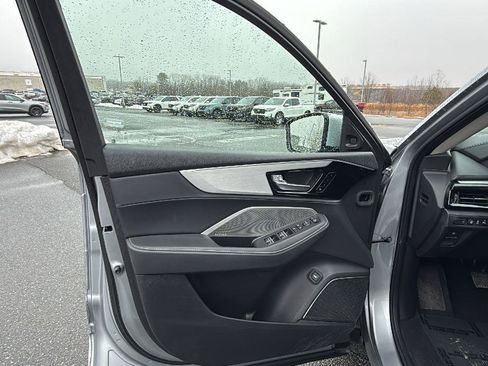 Used 2023 Acura MDX SH-AWD w/ Technology Package image 26