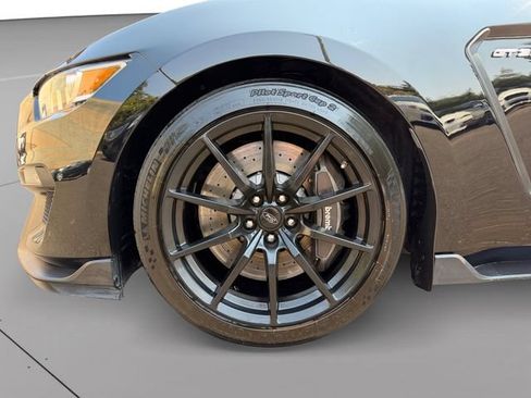 Used 2017 Ford Mustang Shelby GT350 w/ Electronics Package RWD image 9