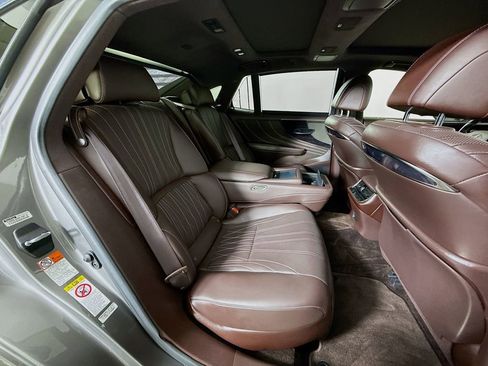 Used 2019 Lexus LS 500 F Sport image 30