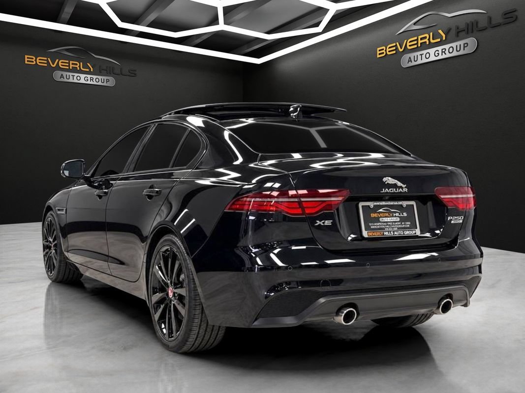 Used 2020 Jaguar XE S AWD/4WD image 7