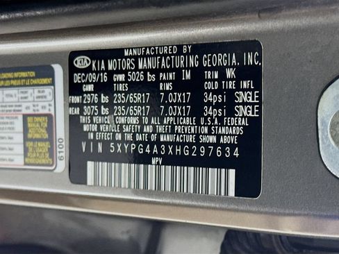 Used 2017 Kia Sorento FWD image 32