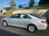 Used 2011 Toyota Camry LE image 3