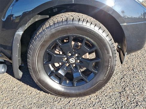 Used 2018 Nissan Frontier SV w/ Value Truck Package image 8