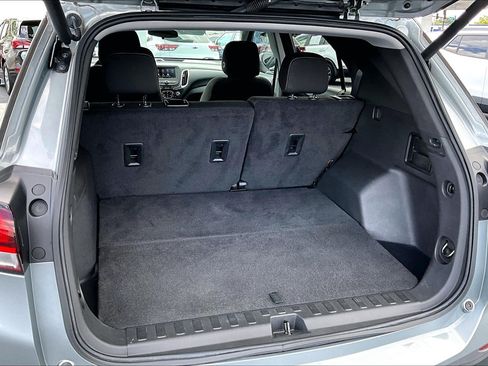 Used 2023 Chevrolet Equinox LT FWD image 6