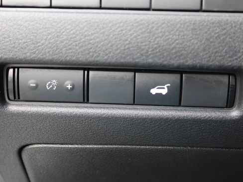 Used 2022 Nissan Rogue Platinum w/ Head-Up Display Package image 52