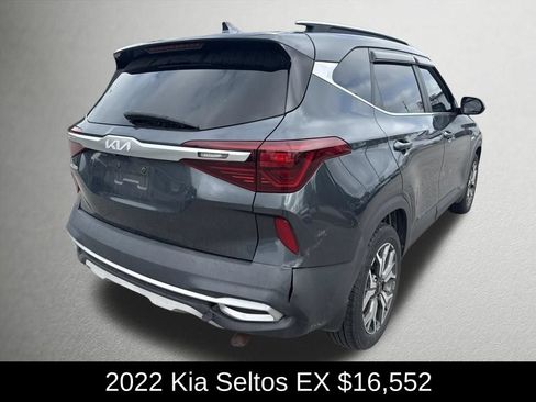 Used 2022 Kia Seltos EX AWD/4WD image 3